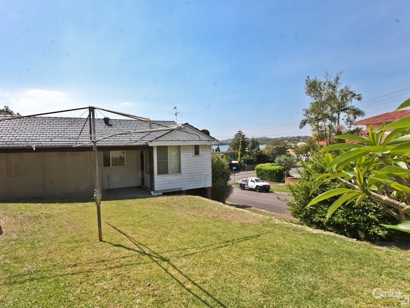 10 Albert Street, Valentine NSW 2280