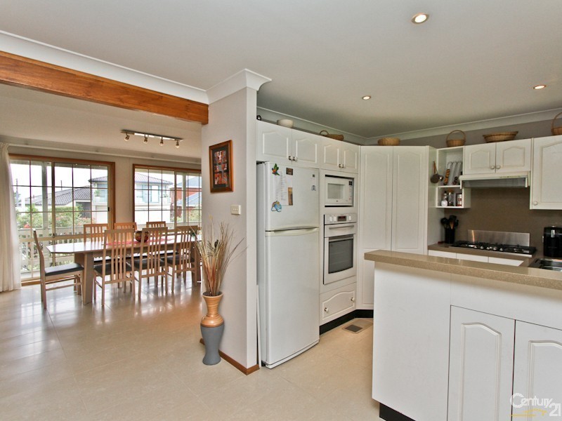 28 Valentine Crescent, Valentine NSW 2280