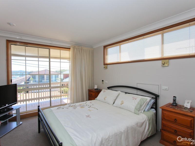 28 Valentine Crescent, Valentine NSW 2280