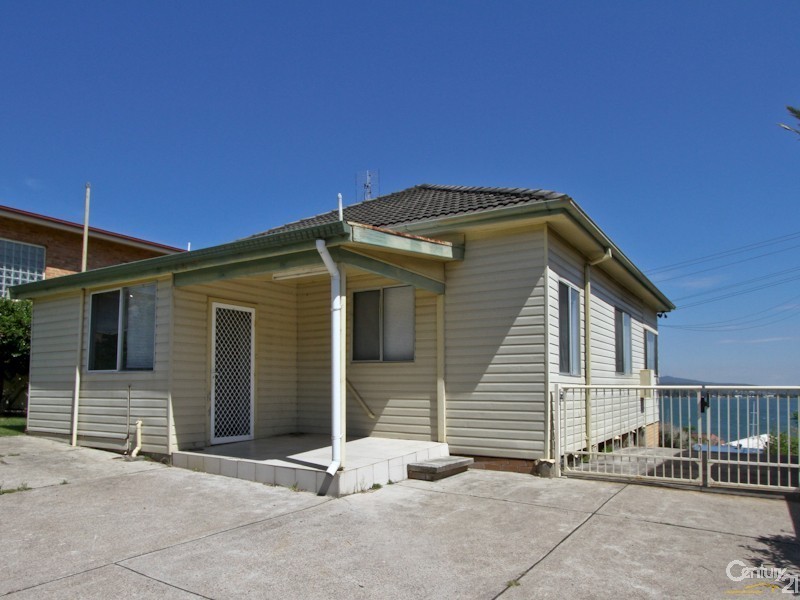 6 Eleebana Road, Eleebana NSW 2282