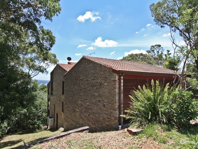65 Andrew Road, Valentine NSW 2280