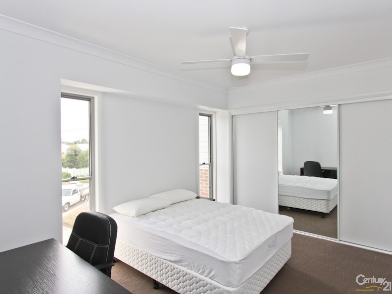 2/10 Steel Street, Jesmond NSW 2299
