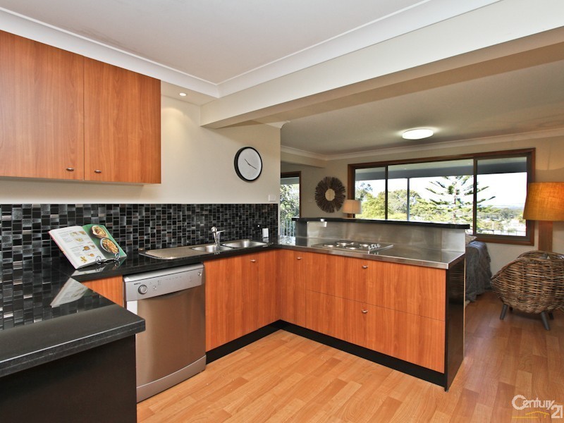 233 Pacific Highway, Belmont North NSW 2280