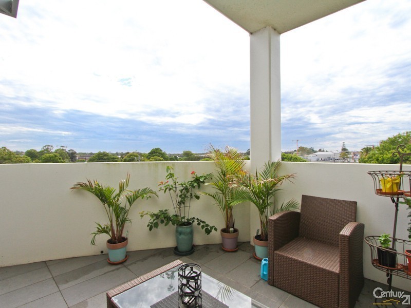 12/24 Brooks Parade, Belmont NSW 2280