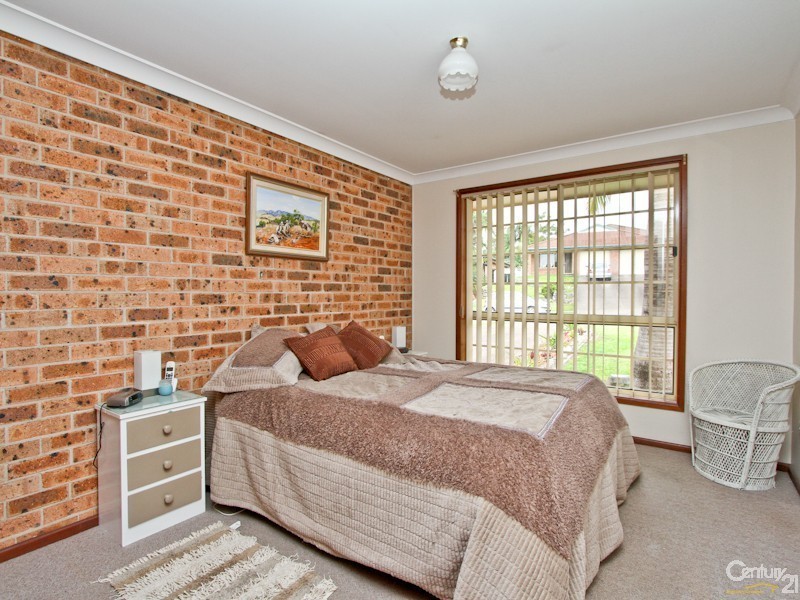 3/12 Monarch Crescent, Valentine NSW 2280