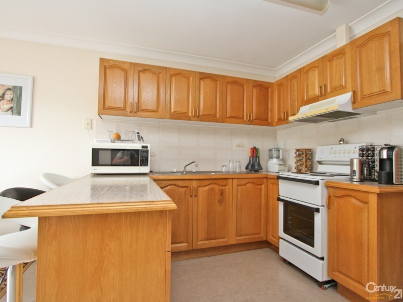 3/12 Monarch Crescent, Valentine NSW 2280