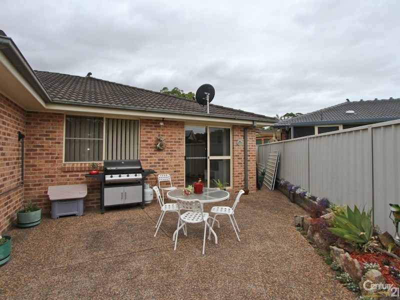 3/12 Monarch Crescent, Valentine NSW 2280