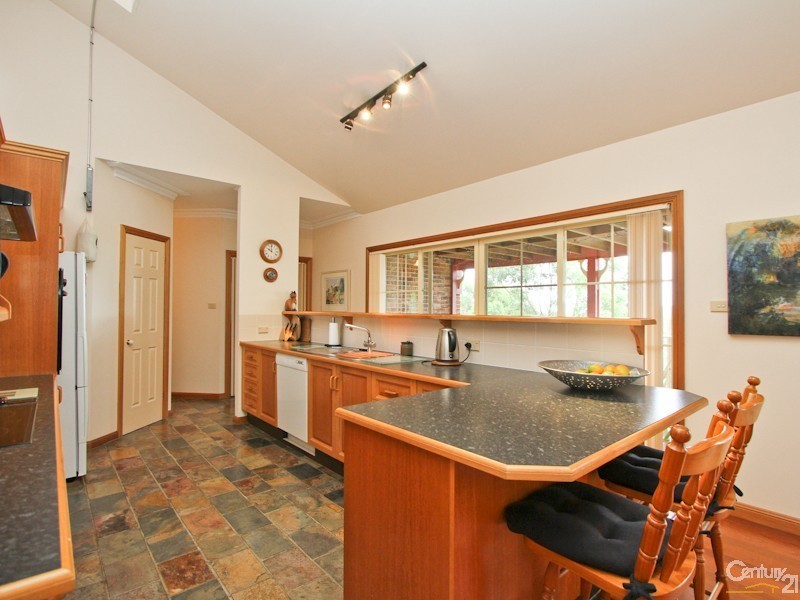 49 Seaview Close, Eleebana NSW 2282