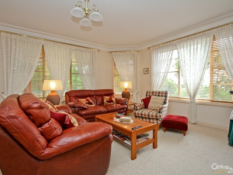 49 Seaview Close, Eleebana NSW 2282