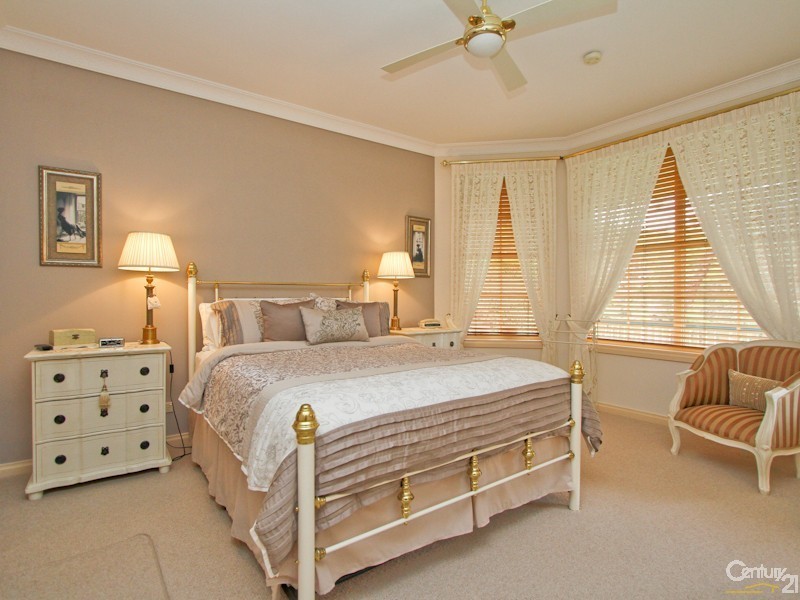 49 Seaview Close, Eleebana NSW 2282