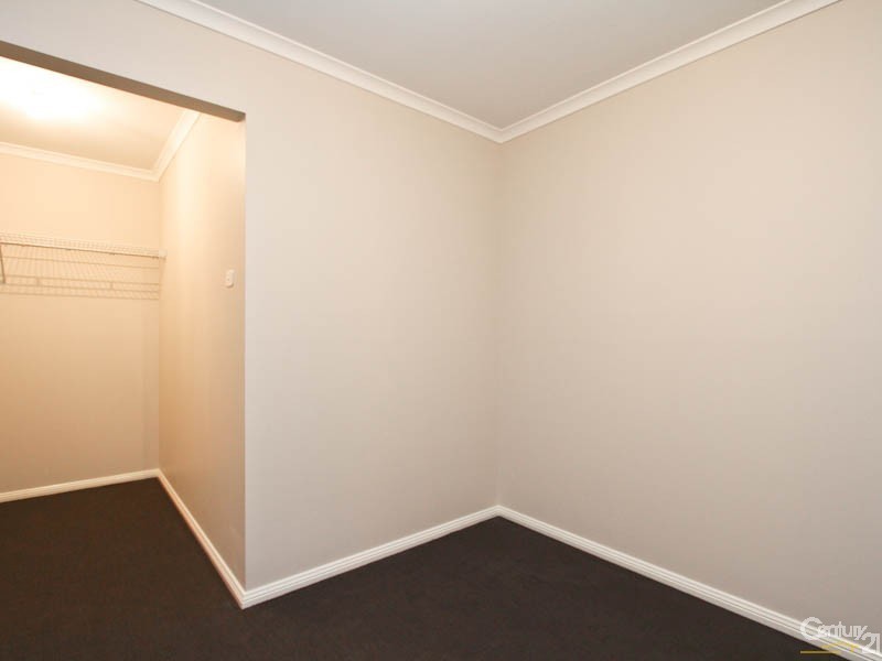 24 Makoro St, Fletcher NSW 2287