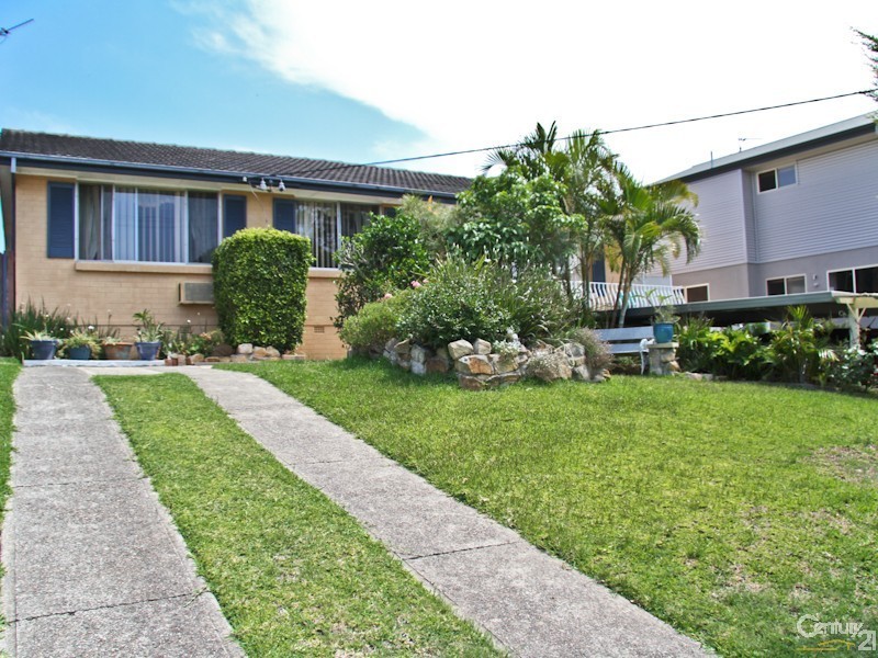 5 Robertson Road, Valentine NSW 2280