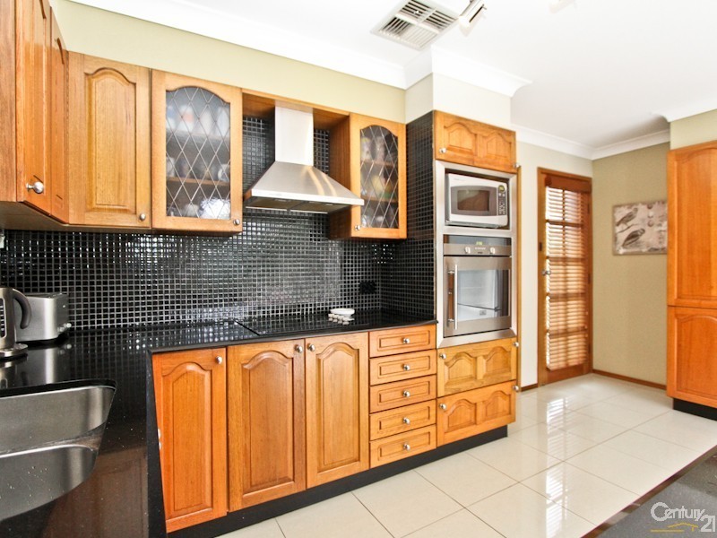 42 Haynes Avenue, Eleebana NSW 2282