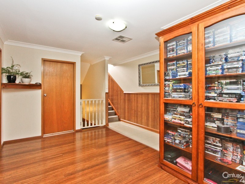 42 Haynes Avenue, Eleebana NSW 2282