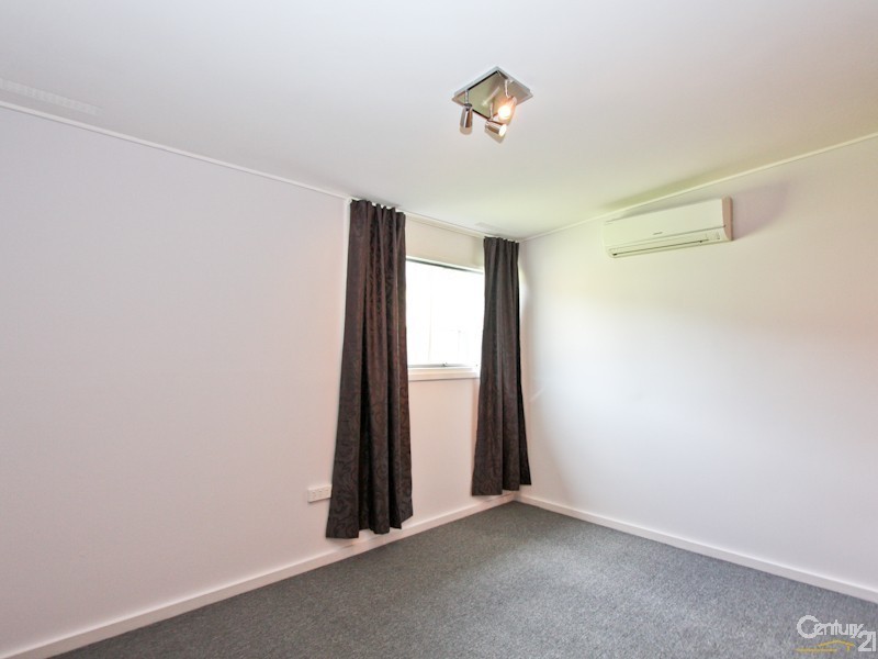 11 Albert Street, Valentine NSW 2280