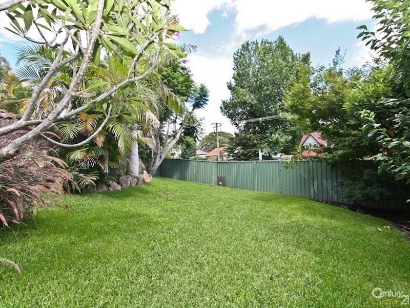 2 Michael Crescent, Valentine NSW 2280