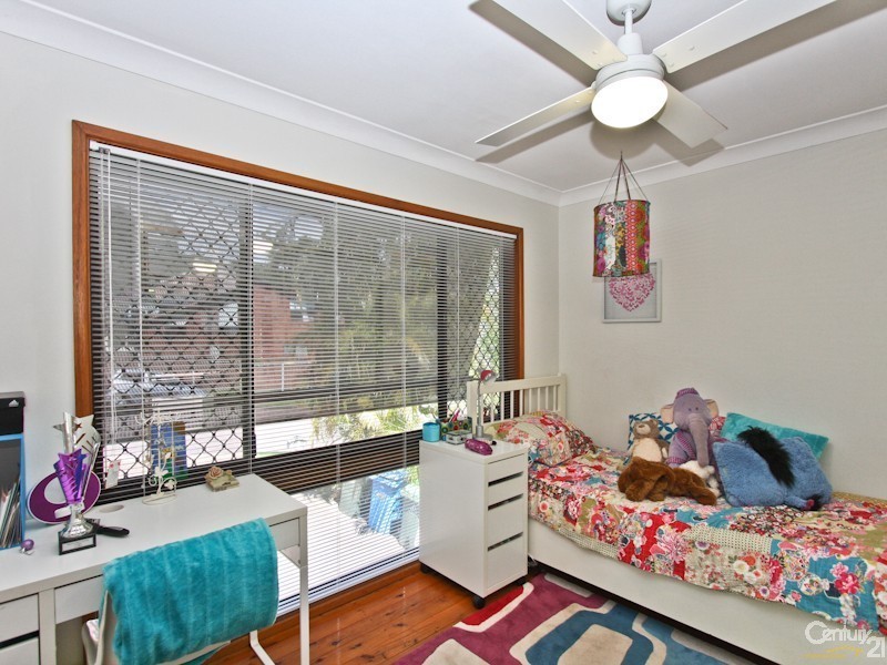 2 Michael Crescent, Valentine NSW 2280