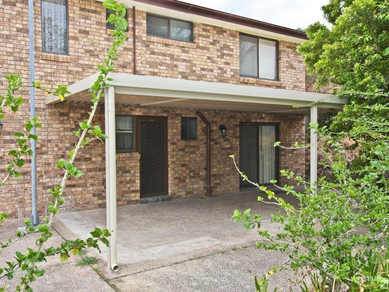 12 Seaview Close, Eleebana NSW 2282