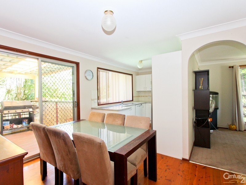 5 Calverton Cr, Belmont North NSW 2280