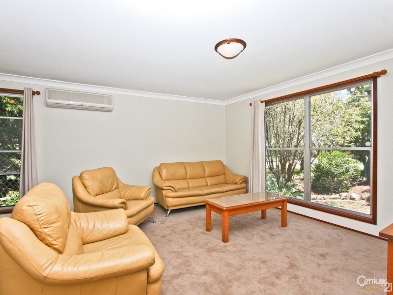 5 Calverton Cr, Belmont North NSW 2280