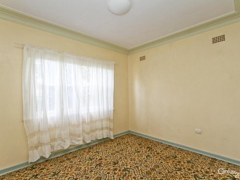 13 Arthur Street, Cardiff South NSW 2285