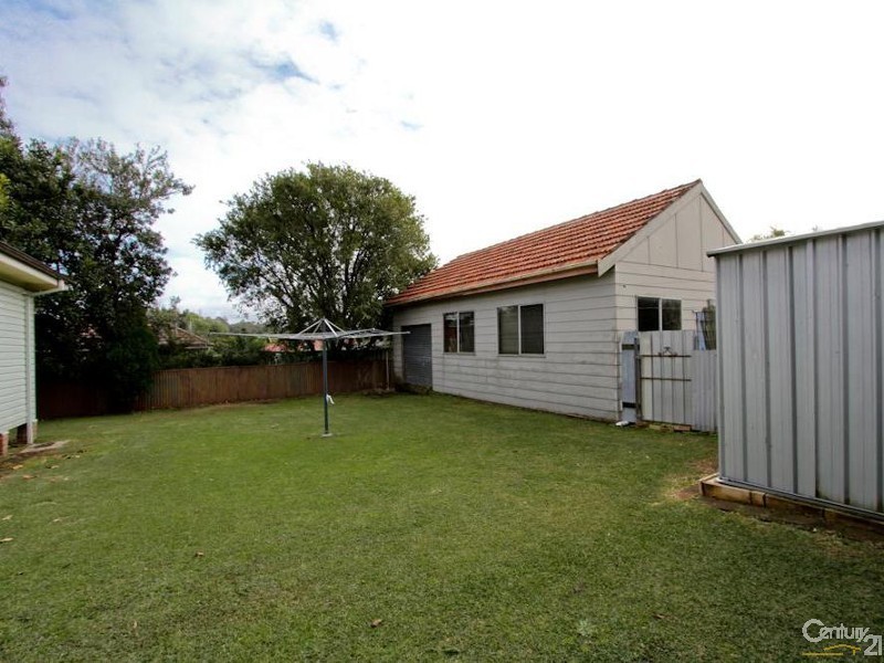 13 Arthur Street, Cardiff South NSW 2285
