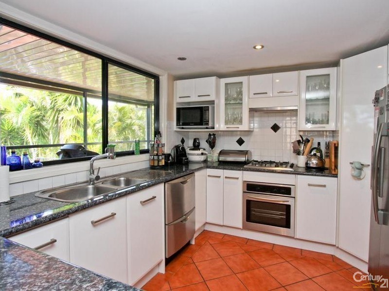 7 Jacky Close, Belmont NSW 2280