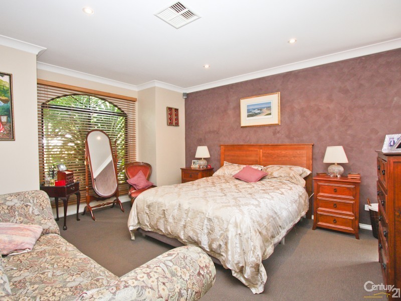 7 Jacky Close, Belmont NSW 2280
