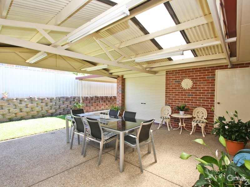 15 Robin Avenue, Cameron Park NSW 2285