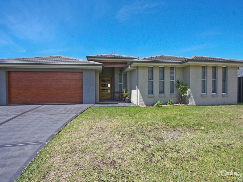 22 John Darling Avenue, Belmont North NSW 2280