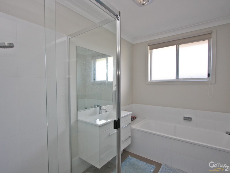 22 John Darling Avenue, Belmont North NSW 2280