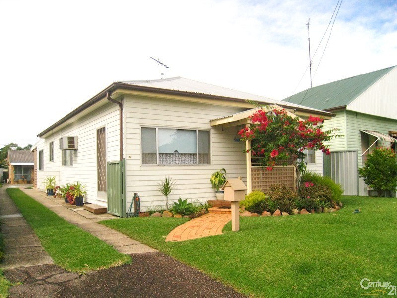 44  Albert Street, Belmont NSW 2280
