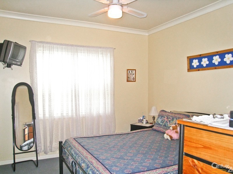 44  Albert Street, Belmont NSW 2280