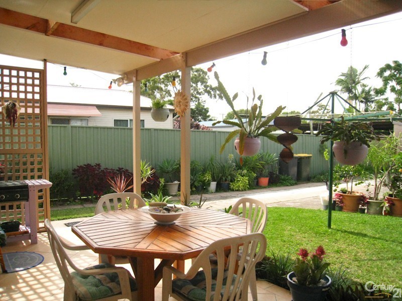 44  Albert Street, Belmont NSW 2280