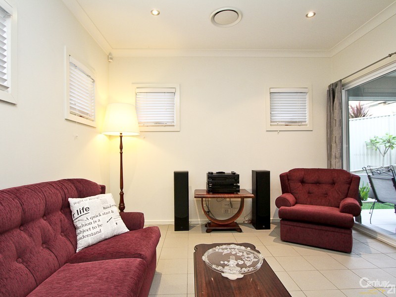9 The Park Chase, Valentine NSW 2280