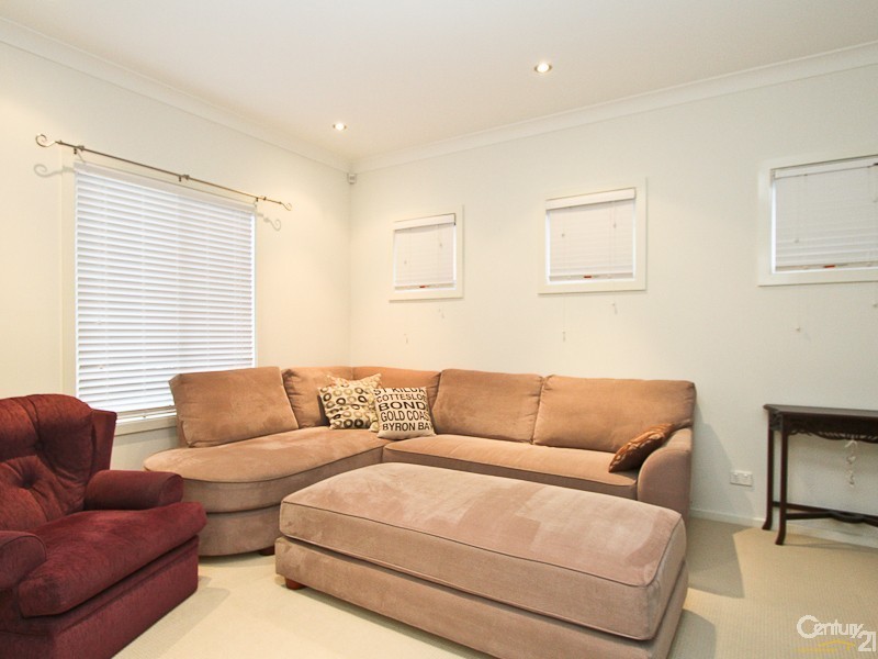 9 The Park Chase, Valentine NSW 2280