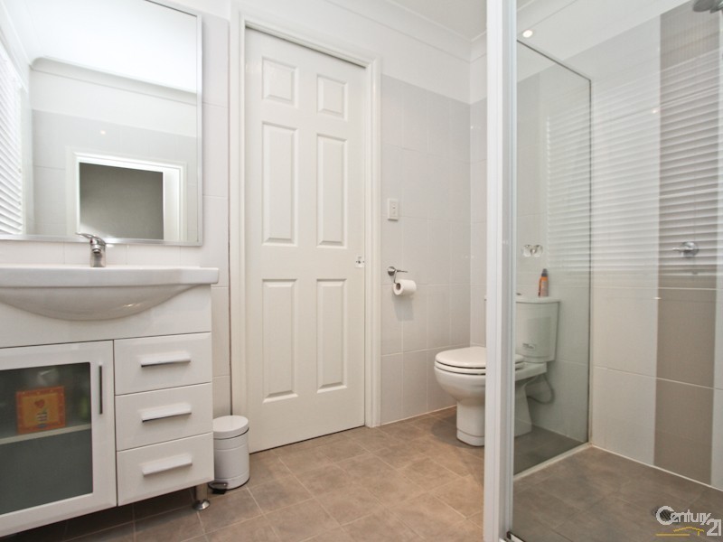 34  Edward Street, Fennell Bay NSW 2283