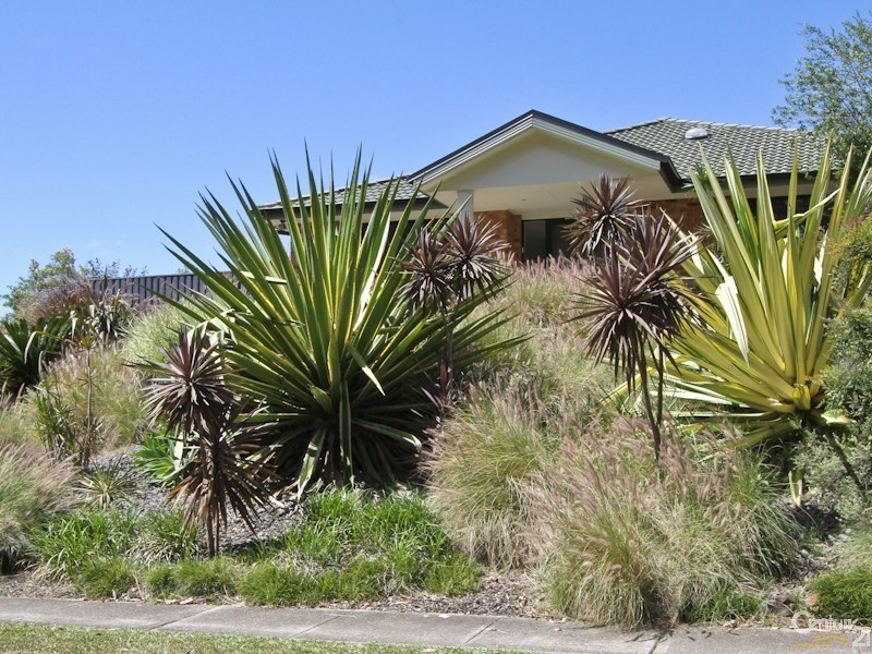 32 Cottonwood Chase, Fletcher NSW 2287