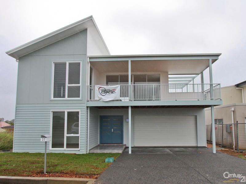 37 Seaside Circuit, Caves Beach NSW 2281