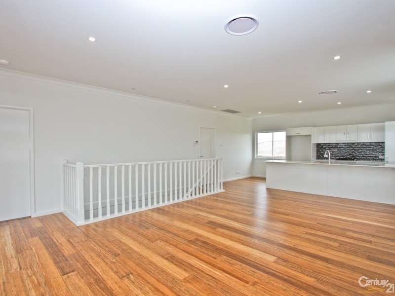 37 Seaside Circuit, Caves Beach NSW 2281