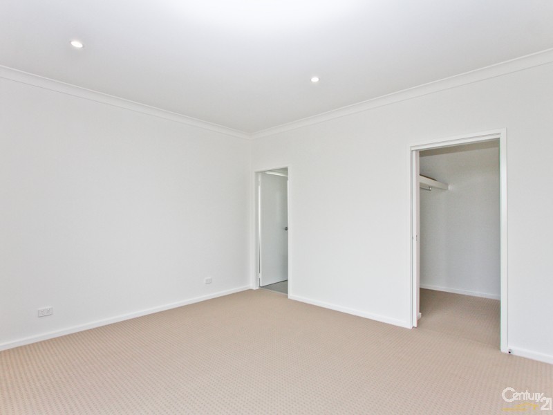 37 Seaside Circuit, Caves Beach NSW 2281