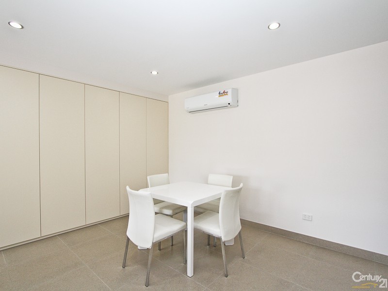 7/15  Warner Street, Warners Bay NSW 2282