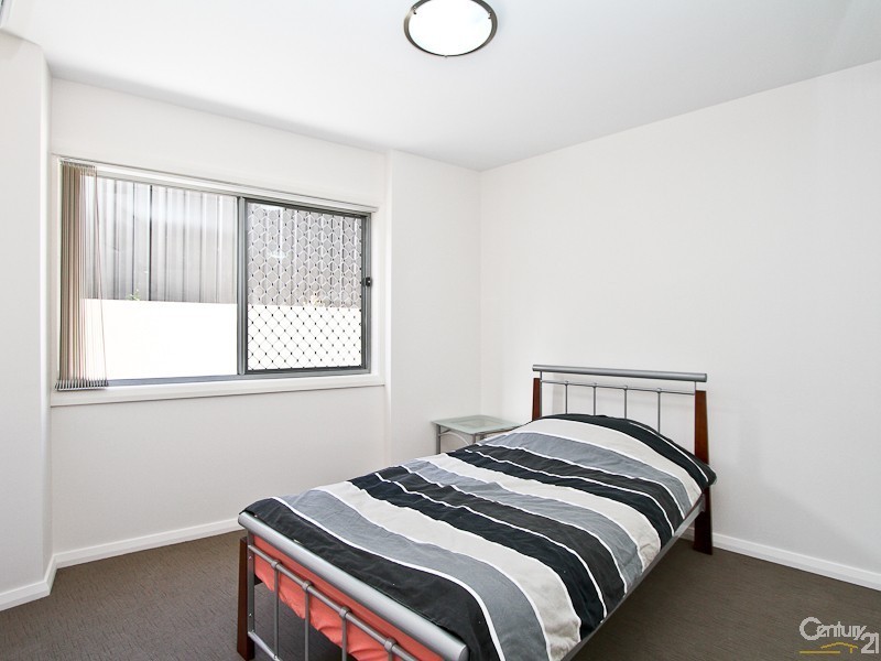 7/15  Warner Street, Warners Bay NSW 2282