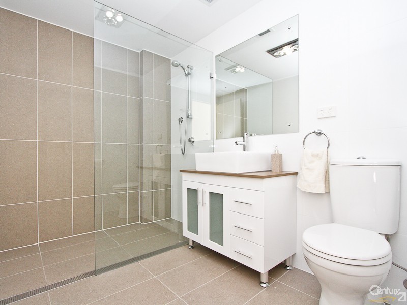 7/15  Warner Street, Warners Bay NSW 2282