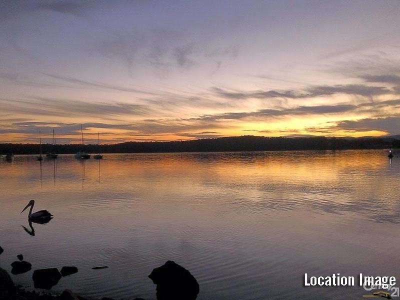 19 Vincent Street, Warners Bay NSW 2282