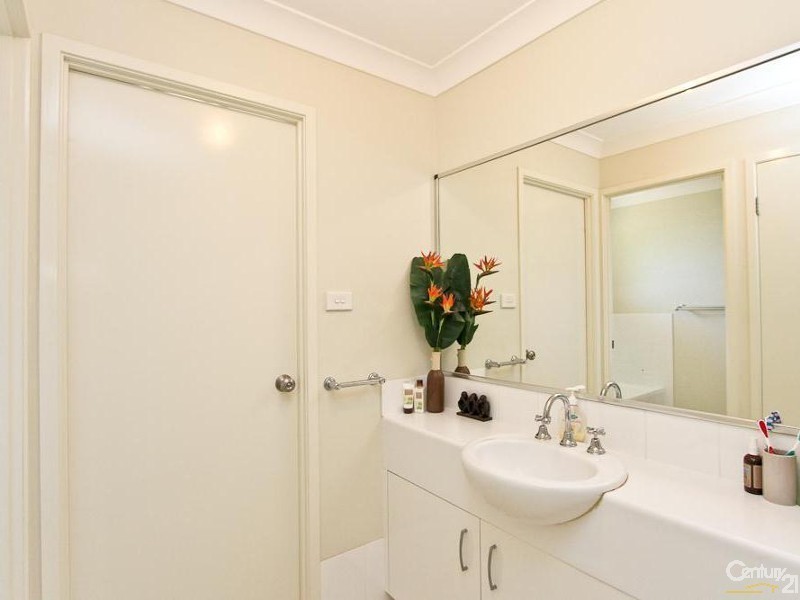 7 Harmony Crescent, Mount Hutton NSW 2290