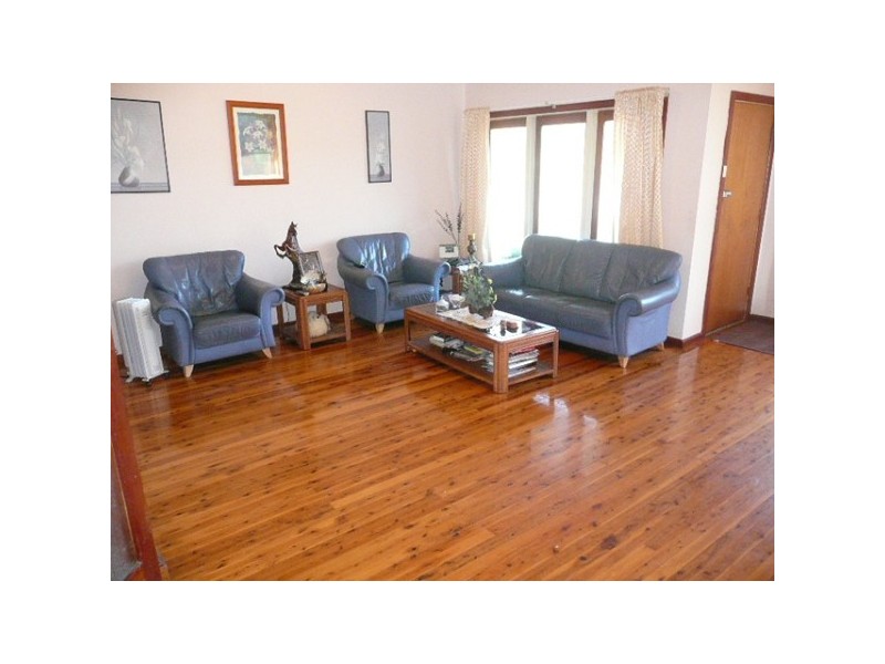 44 Hereward hwy, Blacktown NSW 2148