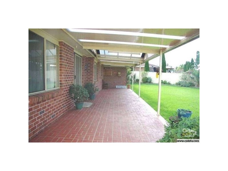 16 Garbett Place, Doonside NSW 2767
