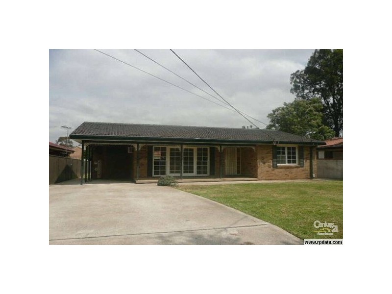 12 Kembla Street, Dharruk NSW 2770