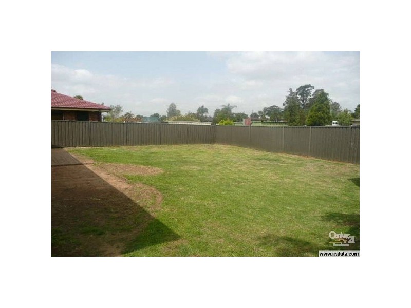 12 Kembla Street, Dharruk NSW 2770